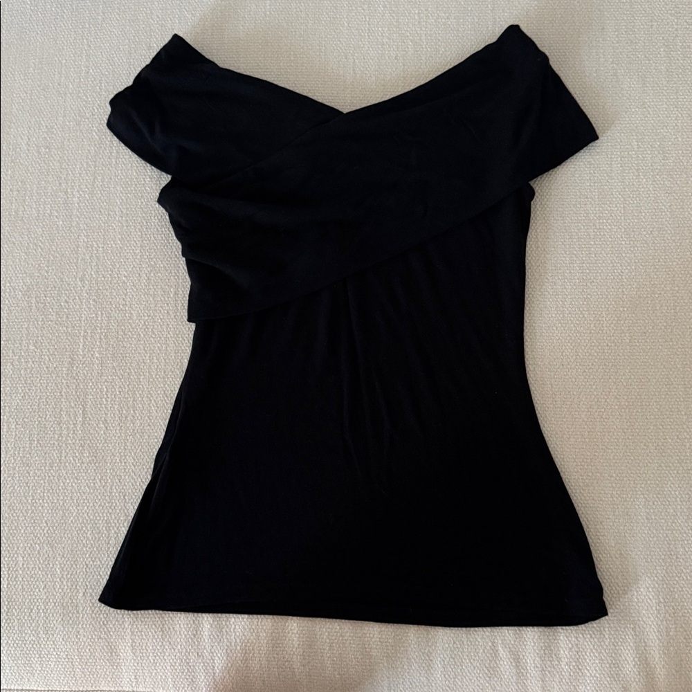 Theory Black Off-Shoulder Tshirt - Picture 2 of 4